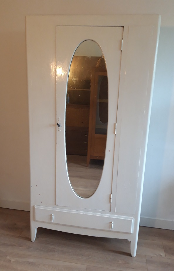 Armoireanciennemiroirtiroirblanche Brocante en ligne