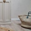 armoire-vintage