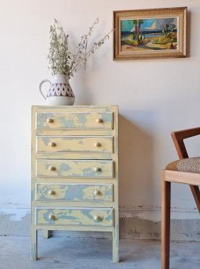 commode-vintage