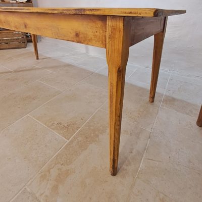 table-vintage-avignon